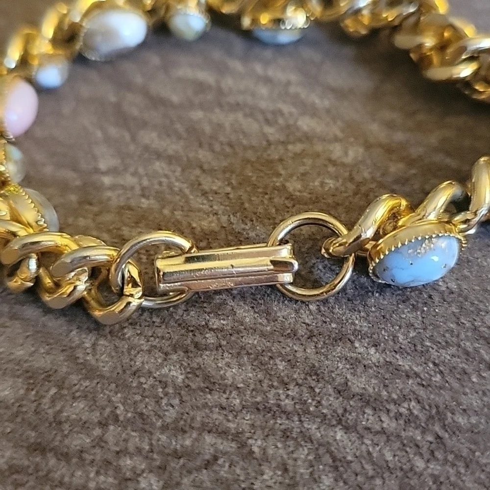 VTG Goldtone Pastel Cabochon Easter Chain Bracelet